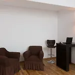 Central Luxury Flat With Terrace - Adela Accommodation - Ideal For Long Stays