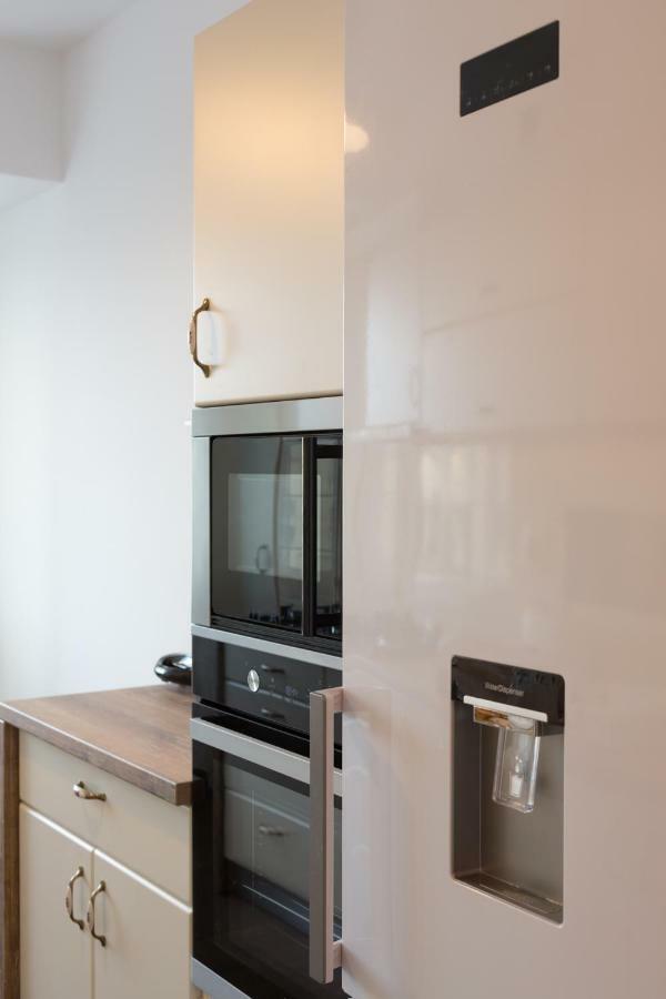 Luxury Flat With Terrace - Adela - Ideal For Long Apartment