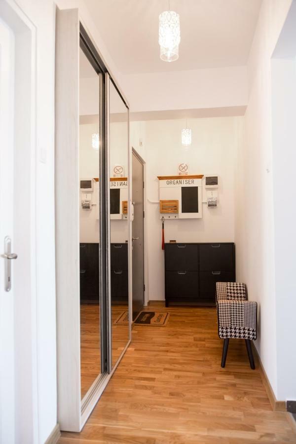 Luxury Flat With Terrace - Adela - Ideal For Long Apartment