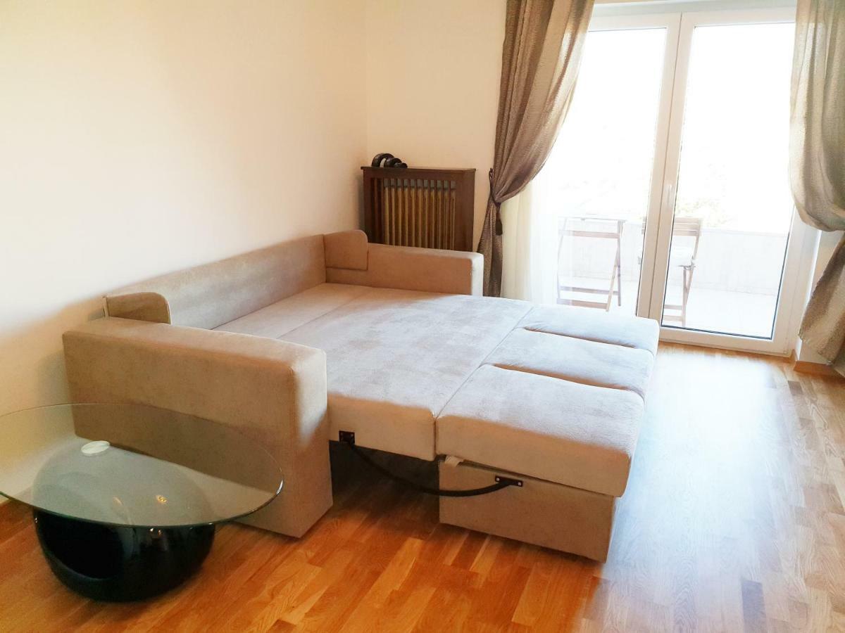Luxury Flat With Terrace - Adela - Ideal For Long Apartment *